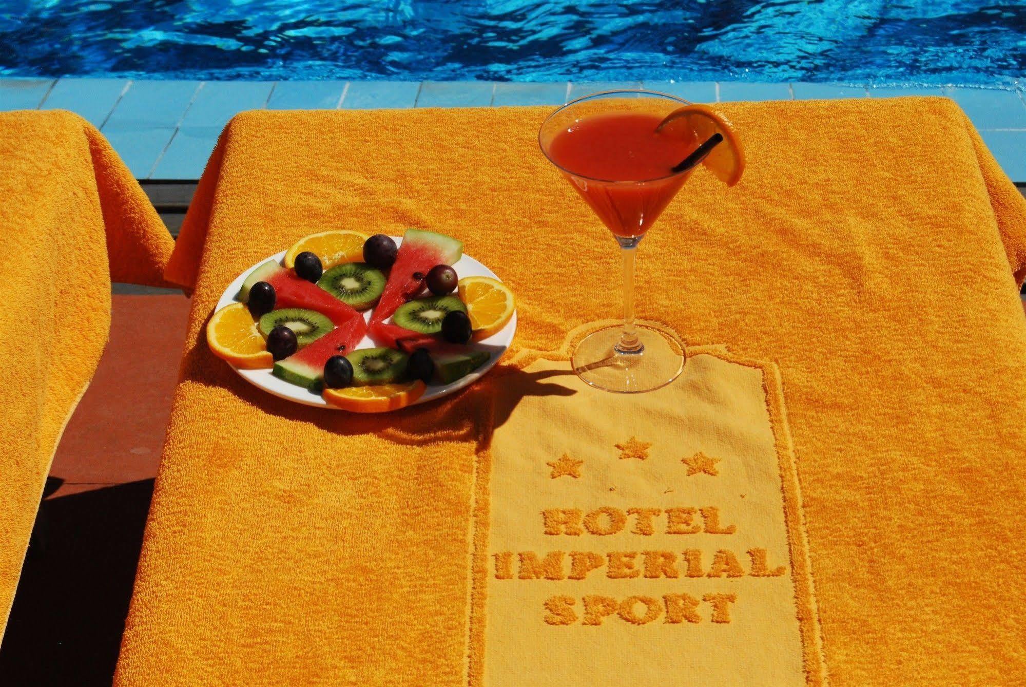 Unahotels Imperial Sport Hotel Pesaro Esterno foto
